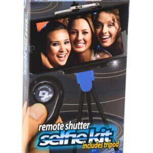 Selfie Kit with Mini Tripod & Remote, NIP